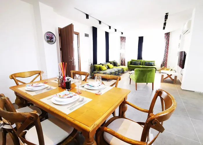 Vila Red F33 Oezel Tasarimli Belek