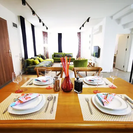 Villa Red F33 Oezel Tasarimli Belek