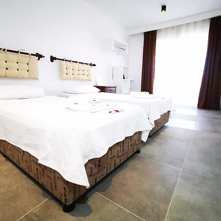 Villa Red F33 Oezel Tasarimli Belek