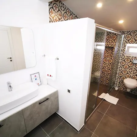 Villa Red F33 Oezel Tasarimli Belek