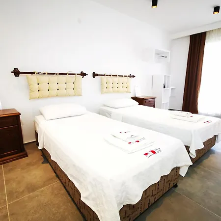 Red F33 Oezel Tasarimli Villa *