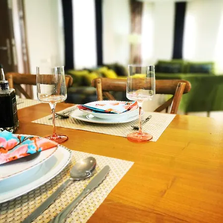 Red F33 Oezel Tasarimli * Belek